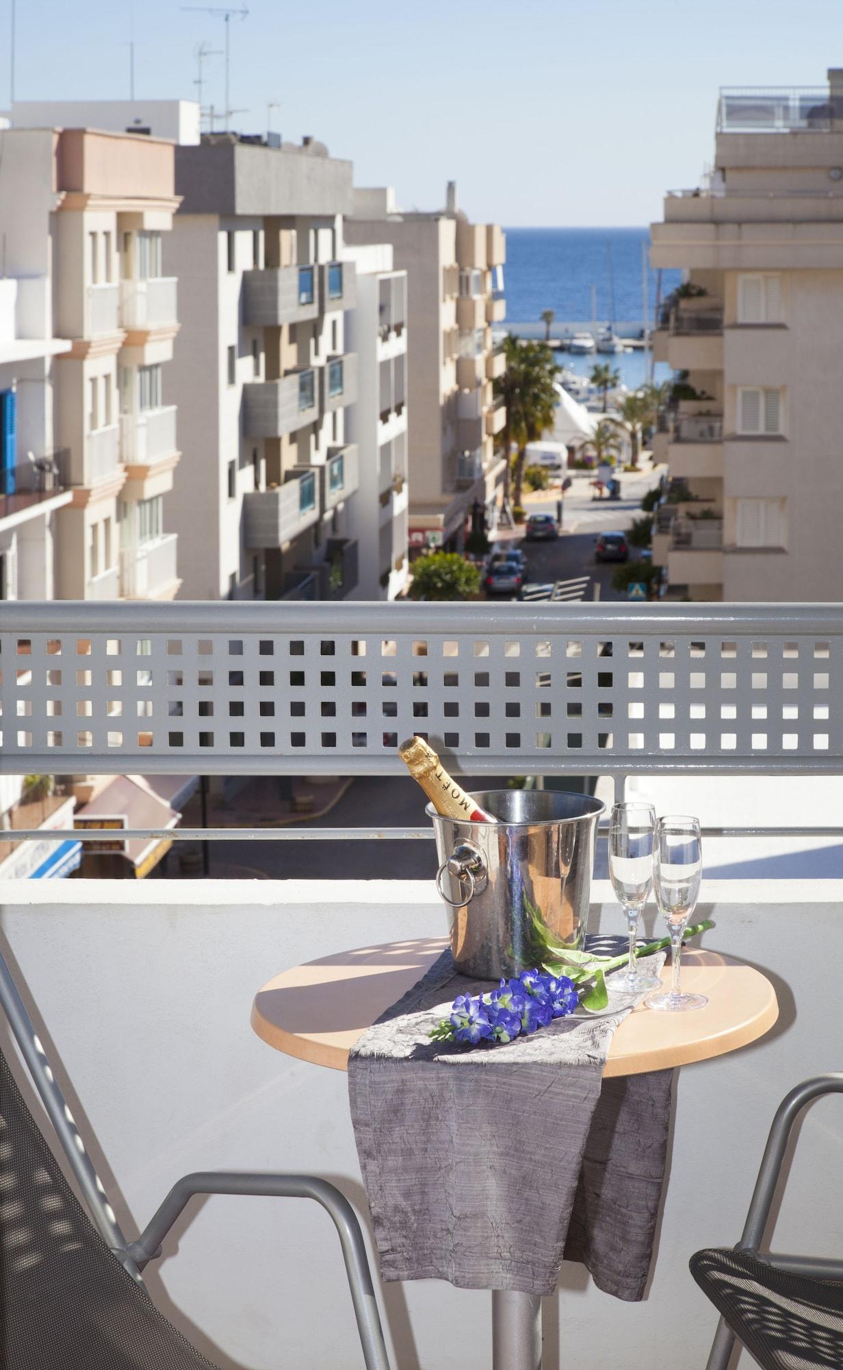 Apartamentos Parot Quality Santa Eulària des Riu Εξωτερικό φωτογραφία